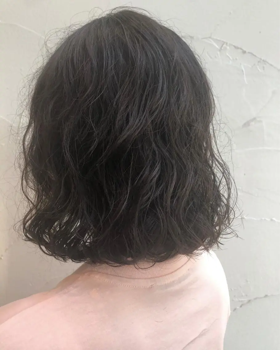 ミディアム パーマ ミディアムパーマ ボブ デジタルパーマ 大岩 茉愉のヘアスタイル