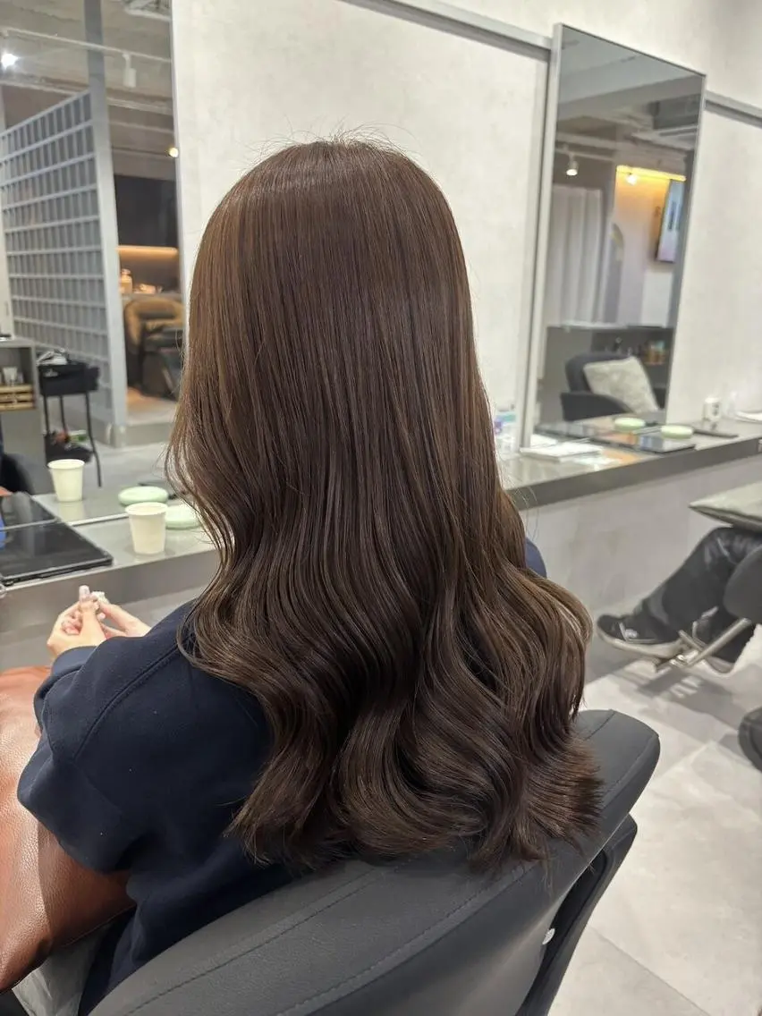 ロング カラー ショートボブ バレイヤージュ ブリーチ ブラウンカラー キャラメルブラウン カット ヘアカラー トリートメント N° jemica 札幌のヘアスタイル