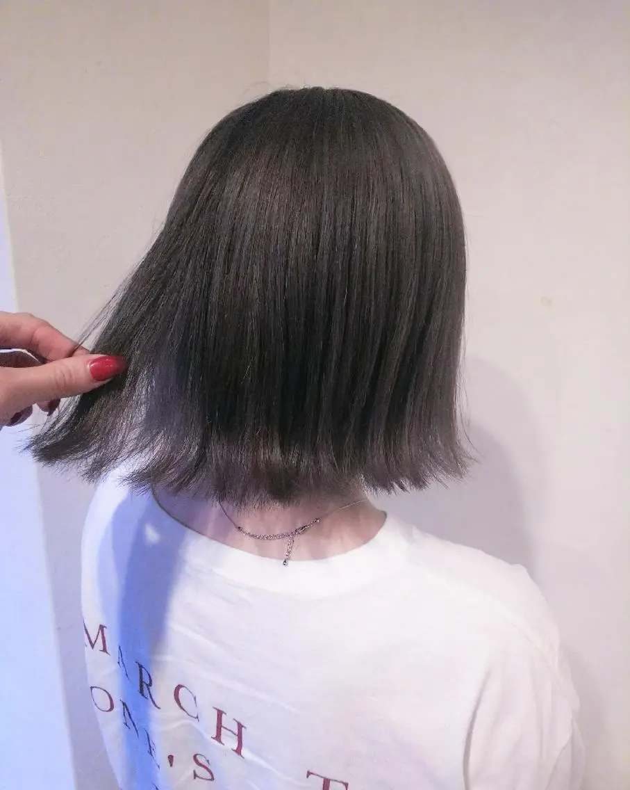 ミディアム カラー ショコラグレージュ グレージュ RU RIのヘアスタイル
