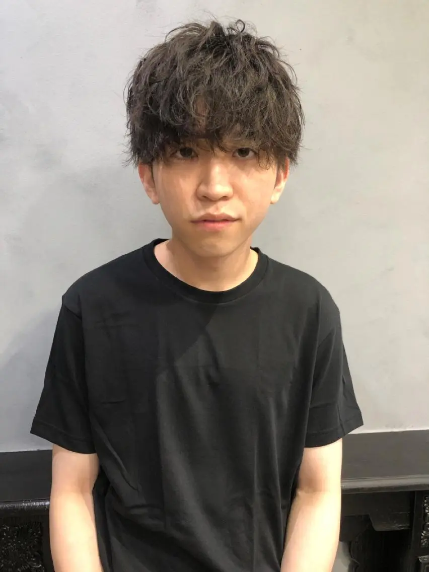 ショート カラー パーマ メンズ パーマ比率50% 辻本耀二郎のヘアスタイル