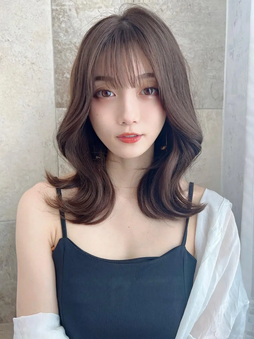 セミロング カラー くびれヘア カット ヘアカラー トリートメント 韓国ヘア特化型美容師 カワノマイ🇰🇷のヘアスタイル