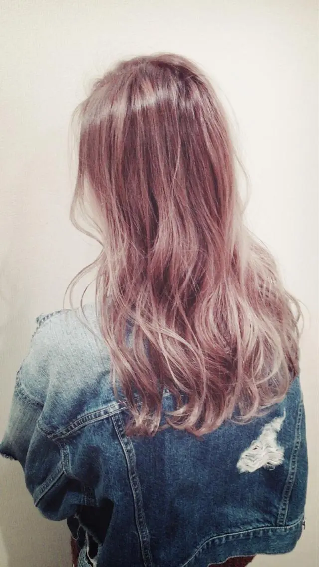 ロング カラー ハイライトカラー ハイトーンカラー ハイライト トリートメント パルーザ代表👑 YUYAのヘアスタイル