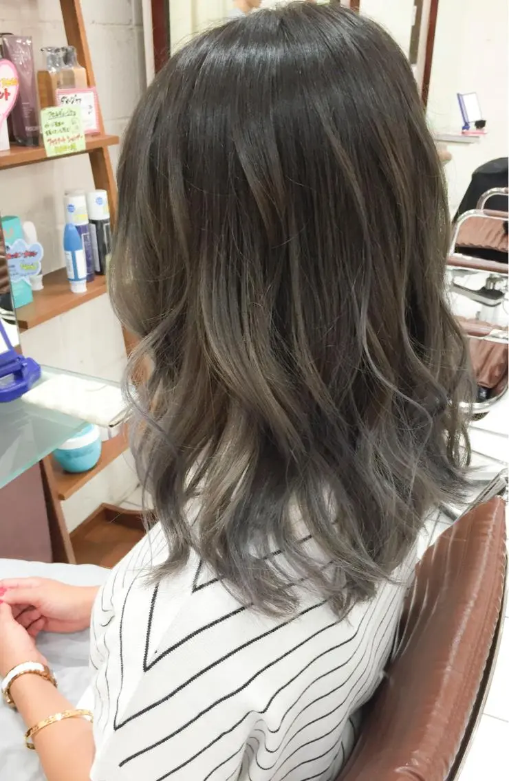 ミディアム カラー ヘアアレンジ モテ髪透明感❤️ デイズヘアカラーのヘアスタイル