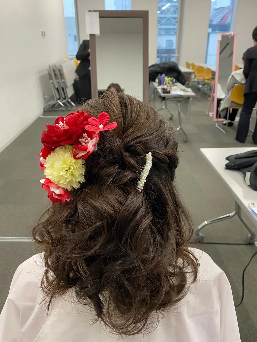 ヘアアレンジ The Best Beauty受付担当のエステ・リラクイメージ
