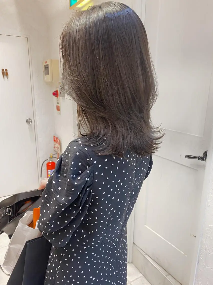 ミディアム カラー グレージュ 🌟アレンジが似合う カラー🌟Rumiのヘアスタイル