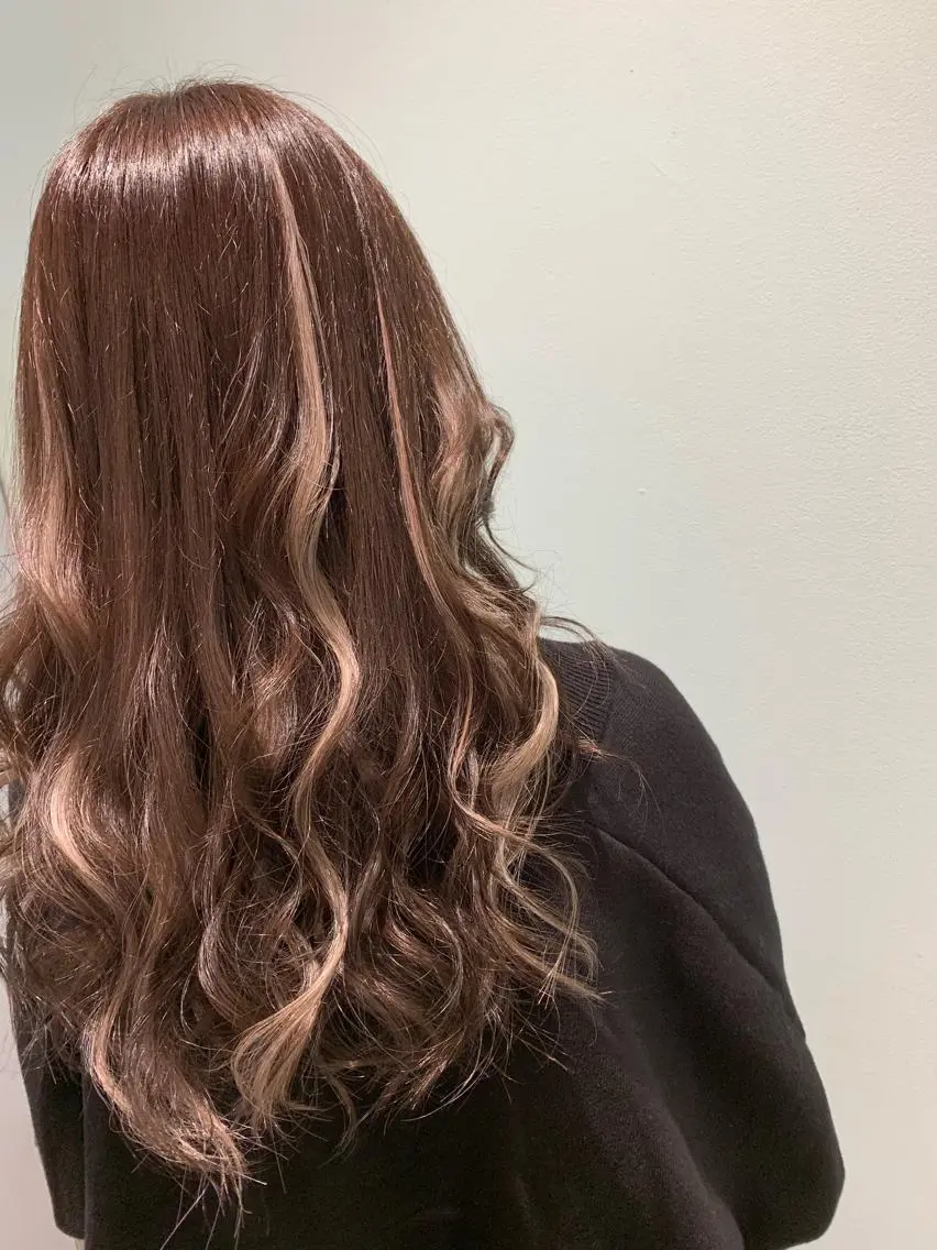 セミロング カラー ヘアアレンジ ハイライトカラー エクステ ハイライト stylist Yukieのヘアスタイル