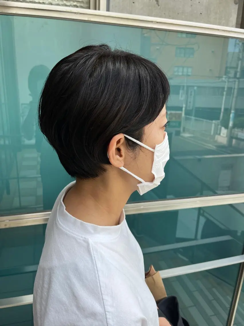 ミディアム カラー パーマ ヘアアレンジ メンズ キッズ ネイル マツエク・マツパ アイブロウ ミディアムパーマ メンズパーマ ブラウンカラー ケアカラー 透明感カラー 久木原 ゆりのヘアスタイル