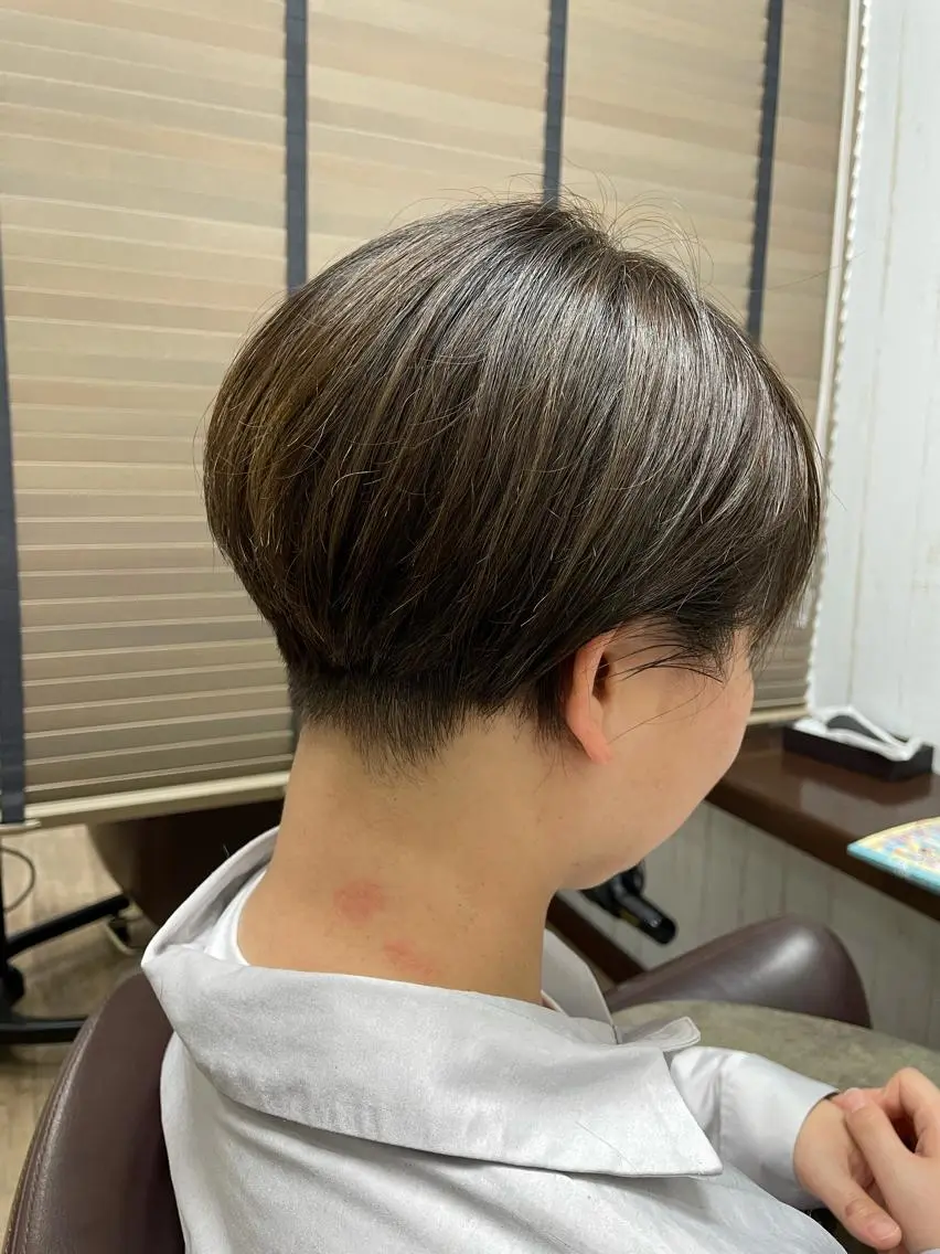 ショート 佐々木 浩之のヘアスタイル