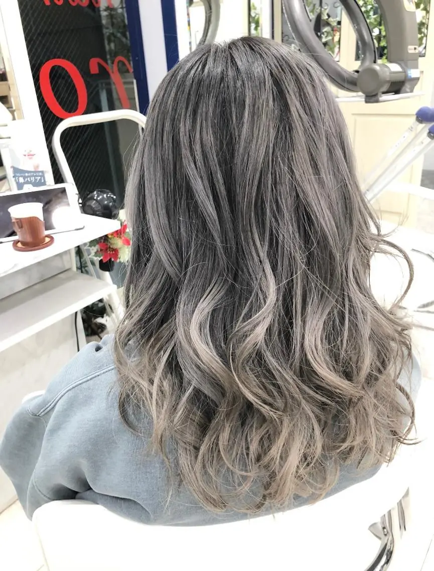 セミロング カラー ヘアアレンジ 🧸髪質改善特化 金澤 彩香🎀のヘアスタイル