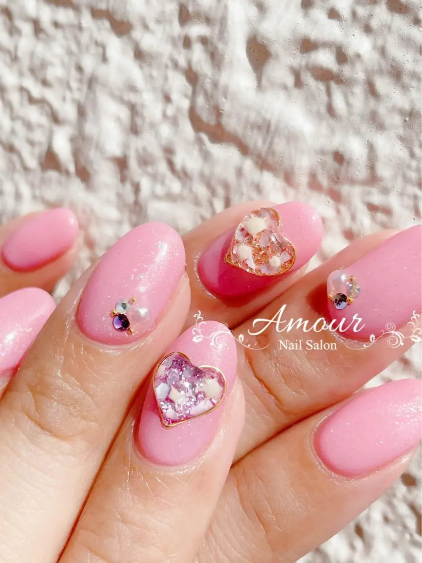 ネイル ハート ぷっくりネイル nailsalon ♡amour♡のネイルデザイン
