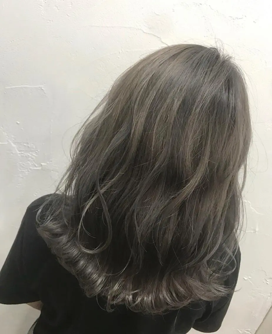 セミロング 村澤 拓弥のヘアスタイル