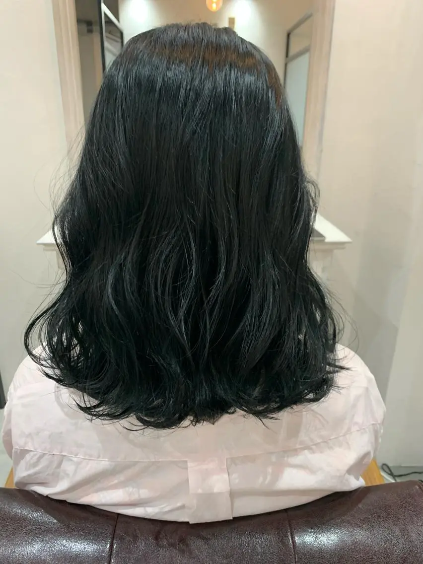 ミディアム カラー ヘアアレンジ カット ヘアカラー トリートメント kei🤎ベージュ /透明感カラー/博多のヘアスタイル
