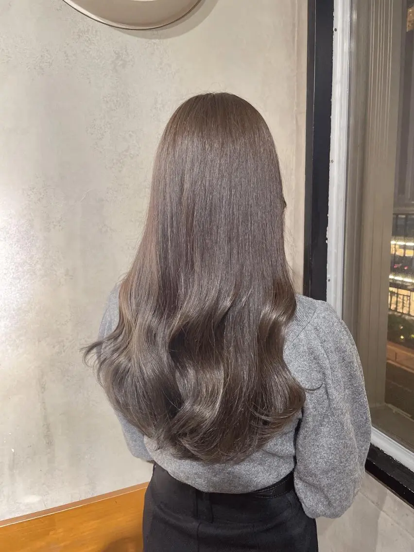 ロング カラー カット ヘアカラー トリートメント 梅田美容室 山崎海波のヘアスタイル