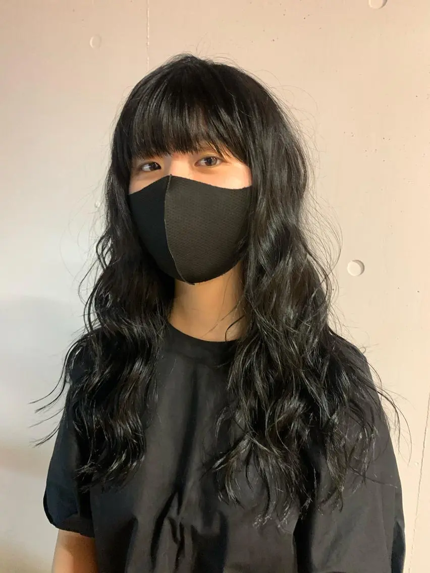 ロング パーマ Yuki☺︎パーマ レイヤーカットのヘアスタイル