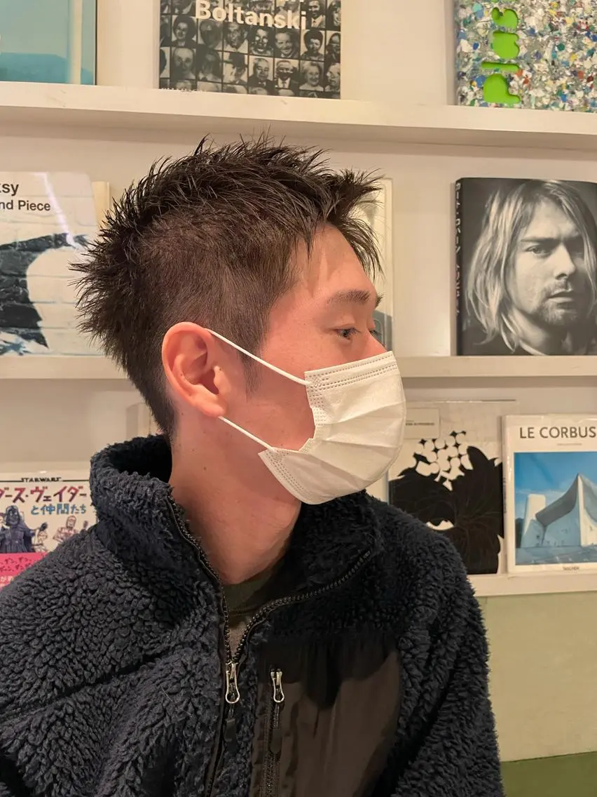ショート メンズ スパイキーショート メンズベリーショート ベリーショート ショートヘア 塚田 銀太のヘアスタイル