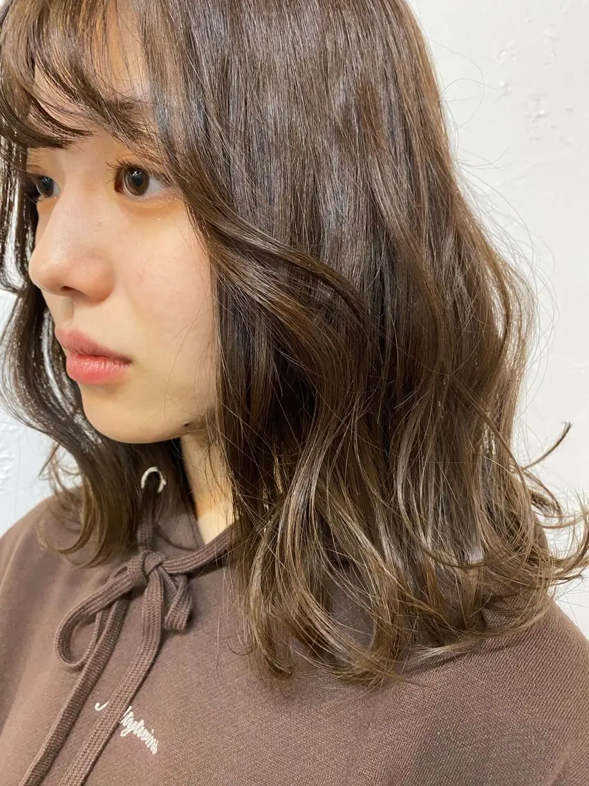ミディアム カット ヘアカラー 🔥金山 諒平🔥のヘアスタイル