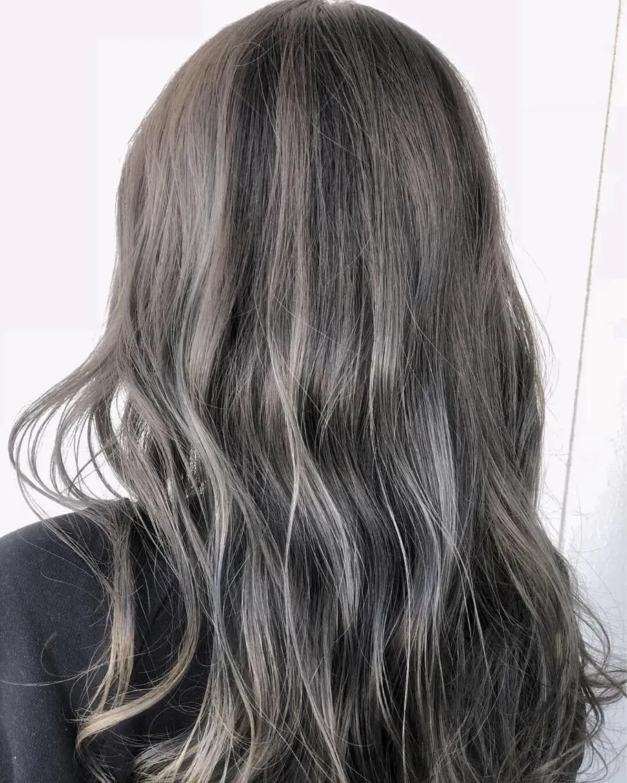 カラー ヘアカラー トリートメント かわさき ともやのヘアスタイル