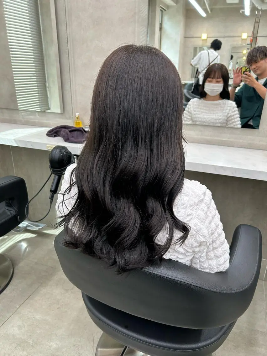 ロング カラー パーマ ヘアアレンジ メンズ キッズ ネイル マツエク・マツパ アイブロウ 🦋縮毛/韓国レイヤ ー/透明感カラー🦋のヘアスタイル