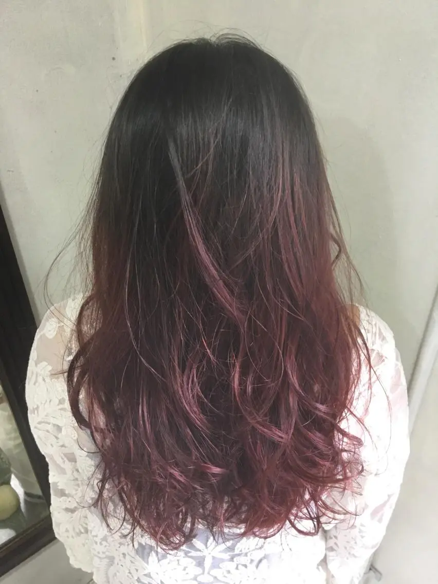 ロング カラー 黒髪 ブルーカラー ブルーブラック 透明感カラー グラデーションカラー 大宮/山口 竣也のヘアスタイル
