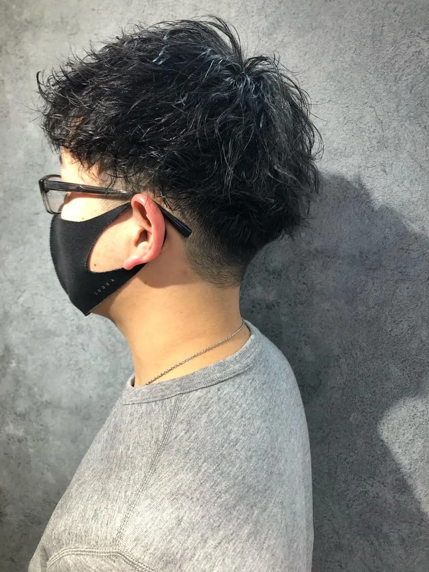 パーマ メンズ メンズパーマ ツイストスパイラルパーマ スパイラルパーマ カット パーマ トリートメント Noyヨシモト ヒロトのヘアスタイル