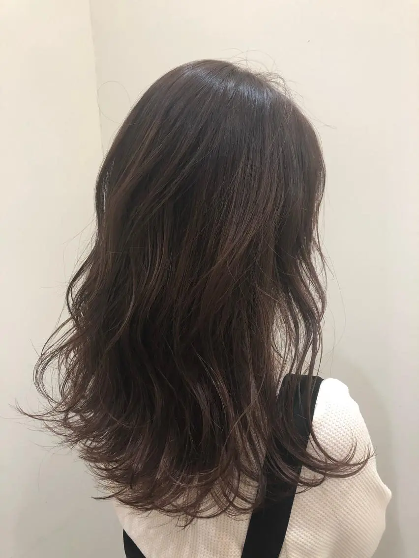 ロング 銀座/レイヤーカット 🤍内野すみれのヘアスタイル