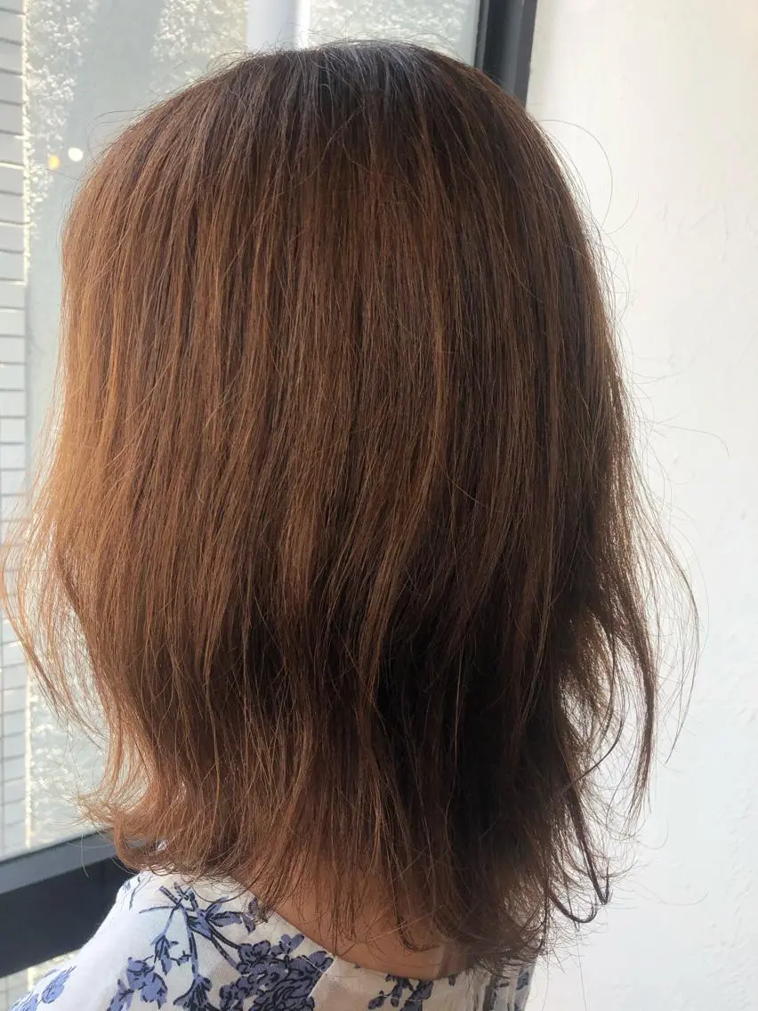 ミディアム カラー 髪質改善&ブリーチ 伊勢 祐一郎のヘアスタイル