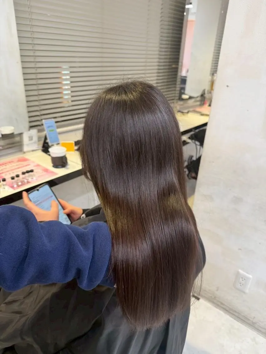 カラー 秋っぽ🤎こっくり ブラウンベージュのヘアスタイル
