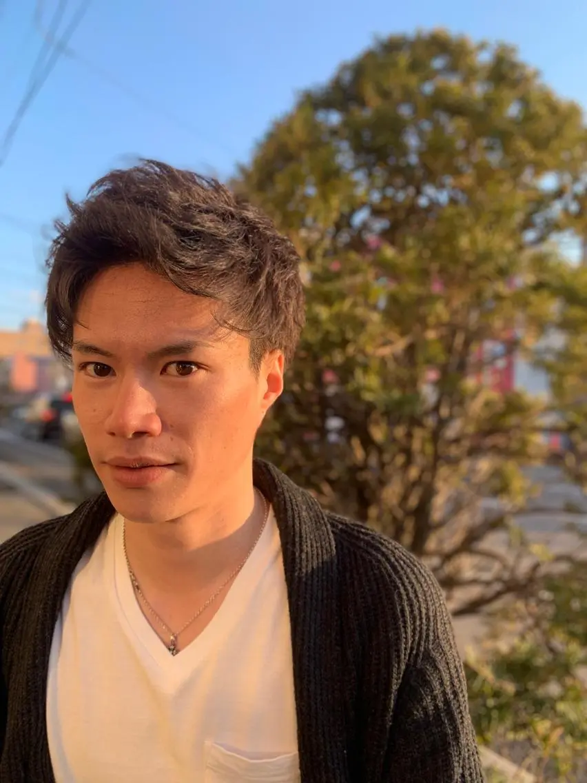 ショート アッシュ アッシュグレー カット 天羽 宏一のヘアスタイル