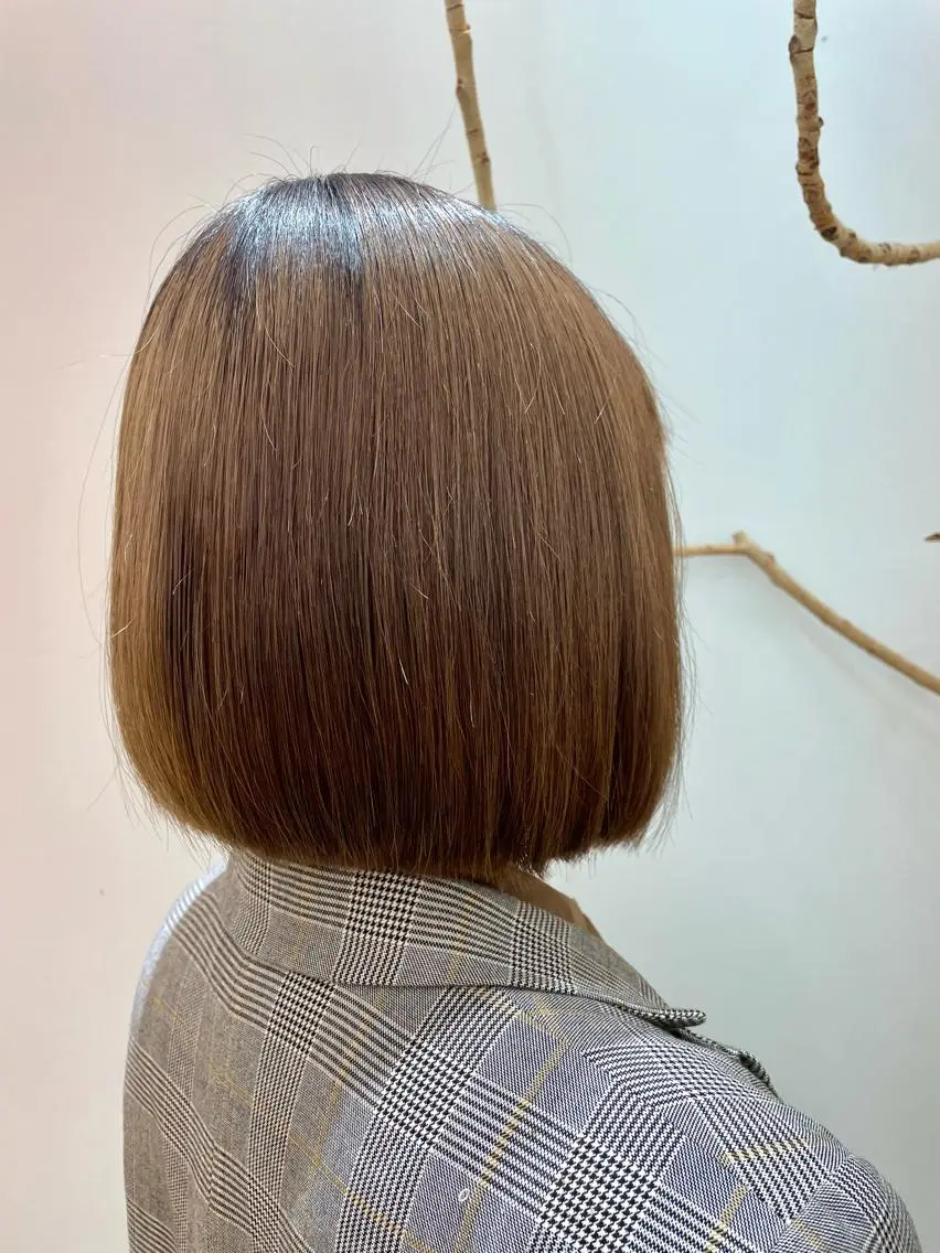ショート 切りっぱなしボブ ボブ 塩谷 雪花のヘアスタイル