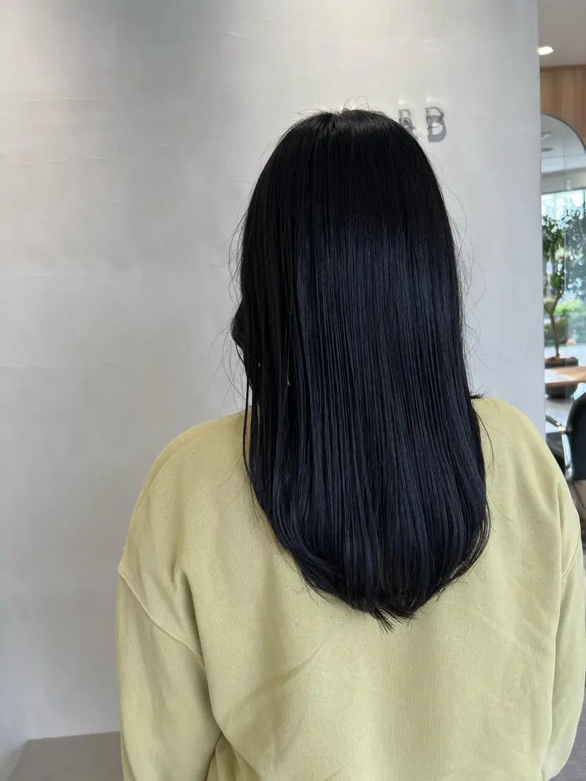 ミディアム カラー レイヤーカット 🦄Rena 🦄のヘアスタイル