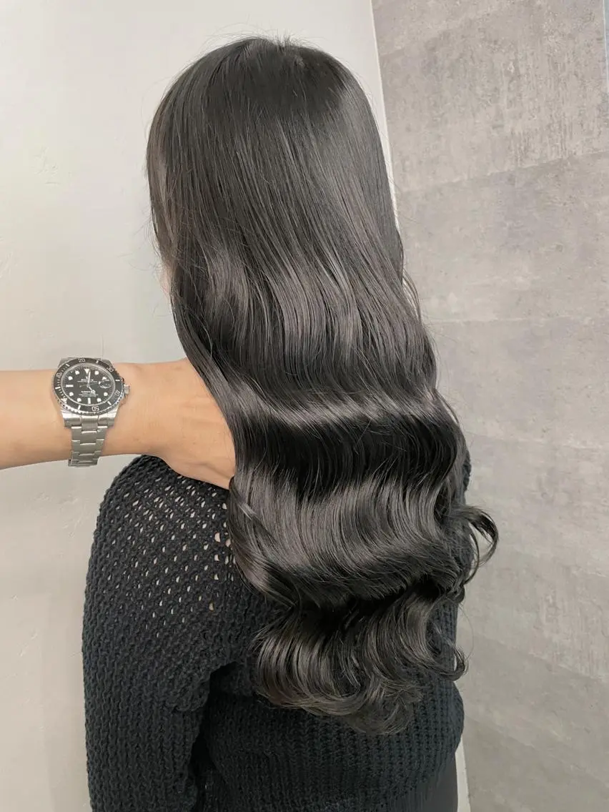 ロング 外国人風カラー ハイライト 髪質改善 似合わせカット トリートメント _WHITE+ 南海難波店のヘアスタイル