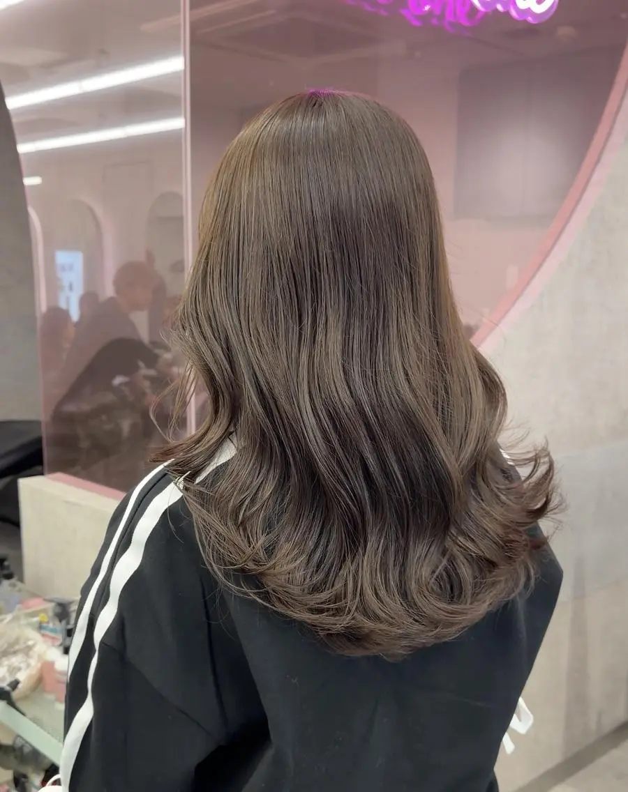 ロング カラー ヘアカラー トリートメント レイヤー＆カラー 人気美容師倉崎涼のヘアスタイル
