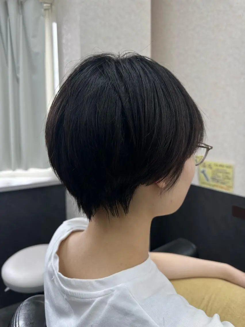 ショート 顔周りカット カット エンゼルス美容室斉間 圭司のヘアスタイル