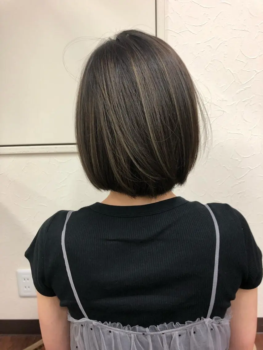 カラー メンズハイトーン メンズバレイヤージュのヘアスタイル