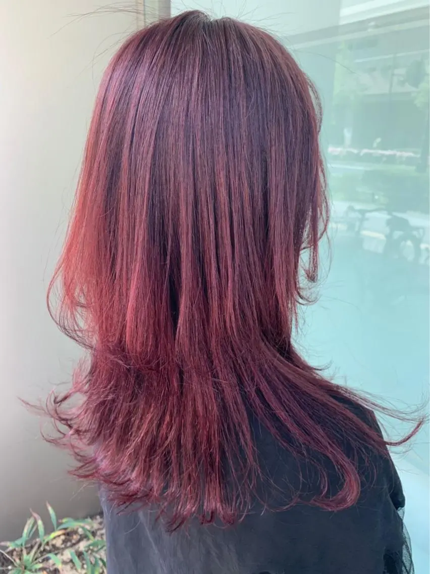 ミディアム カラー 梅原 綾乃のヘアスタイル