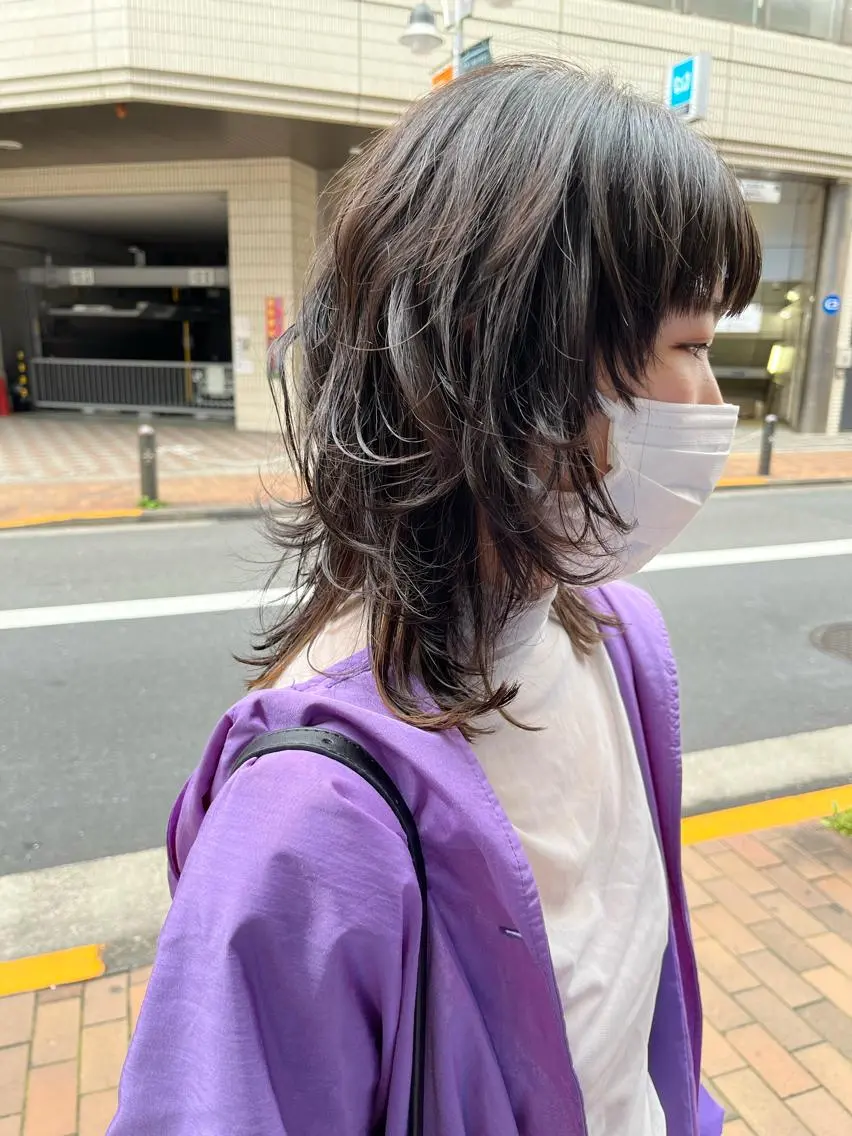 ミディアム カラー パーマ ウルフカット ニュアンスヘア☆樋口 希世☆のヘアスタイル