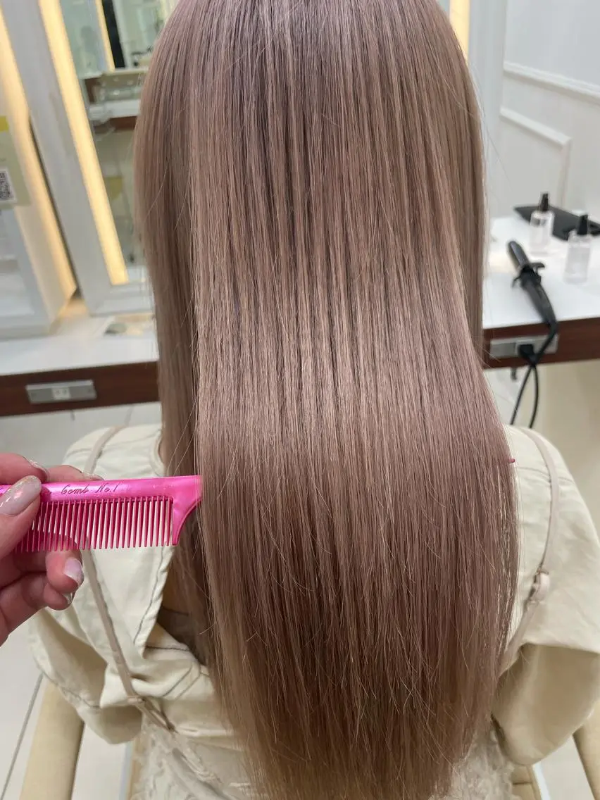 ロング ケアカラー 暖色🎀ゆるふわ☁️ MOERI 🍒のヘアスタイル
