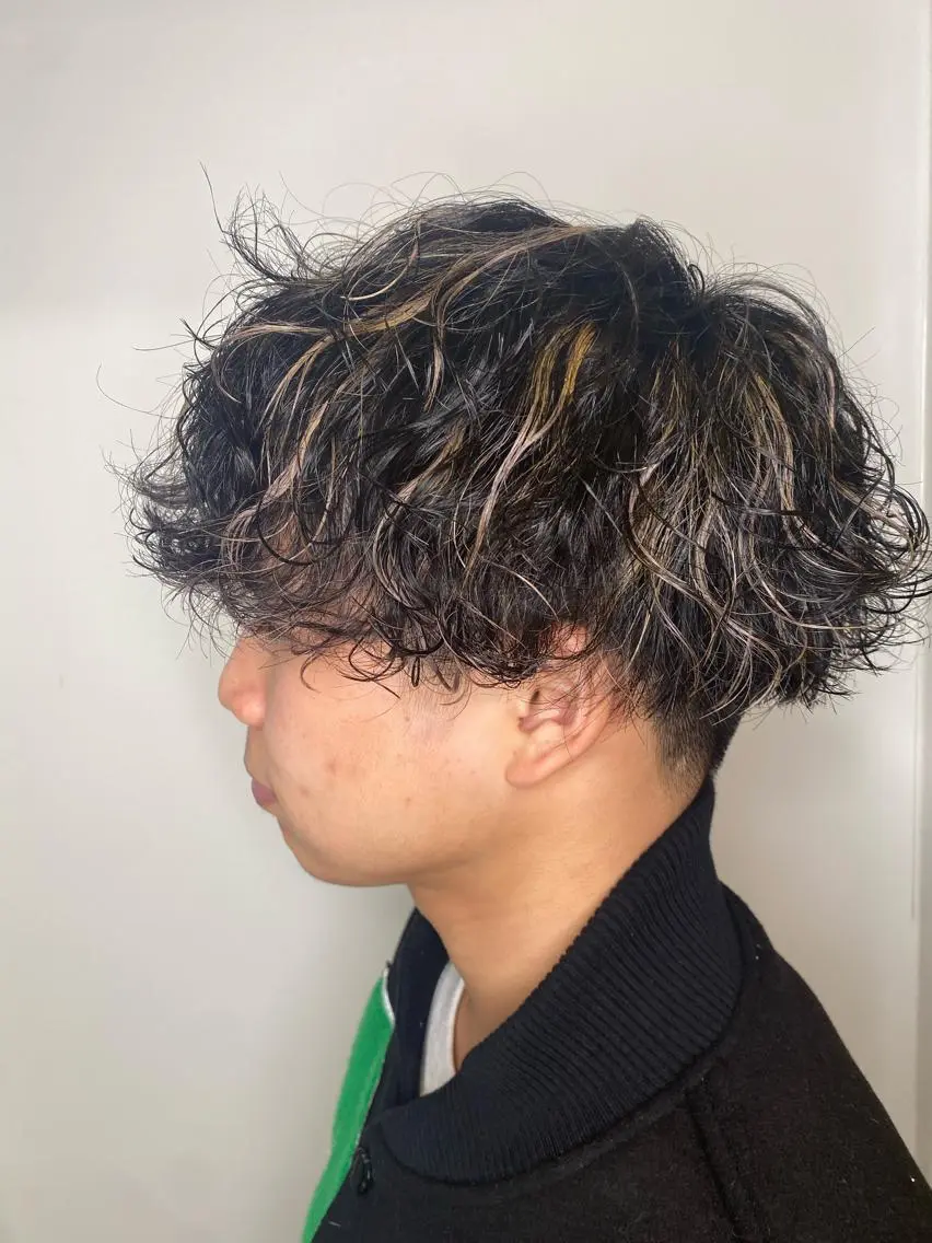 カラー メンズ ヘアカラー レイヤー/艶カラー ROKUのヘアスタイル