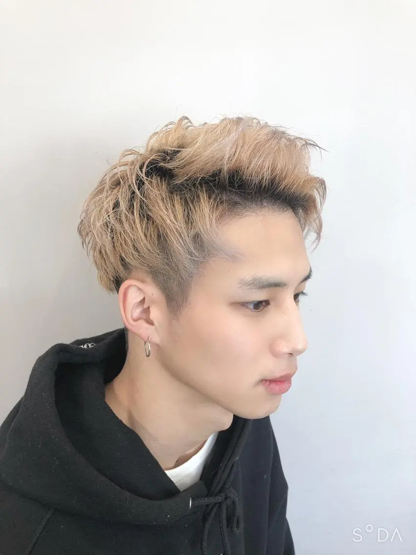 ショート カット ヘアカラー トリートメント 関 京磨のヘアスタイル
