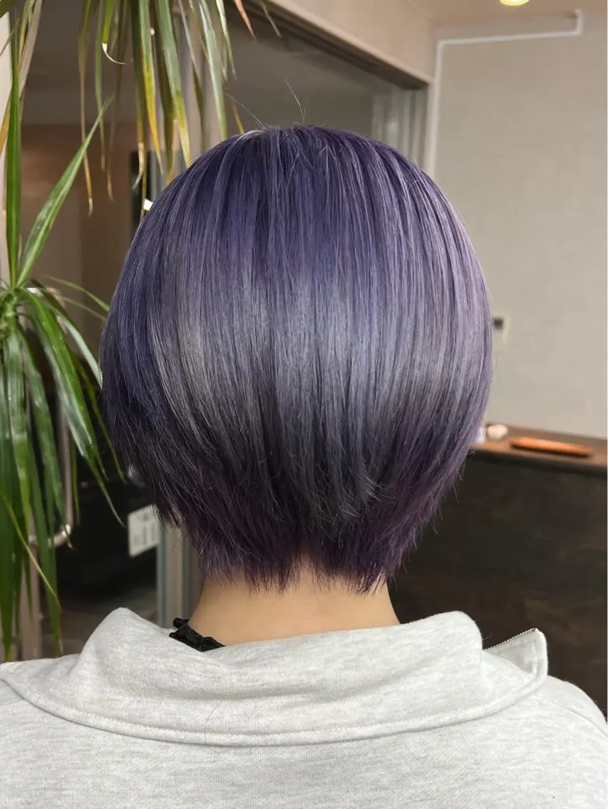 ショート カラー バレイヤージュ ブリーチ ケアブリーチ ダブルカラー イヤリングカラー カット ヘアカラー 🌷かわばた めい🌷のヘアスタイル