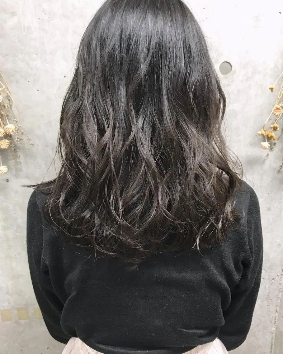 セミロング カラー ヘアアレンジ 透明感カラー グレージュ イルミナカラー Satsuki ✂︎♡のヘアスタイル