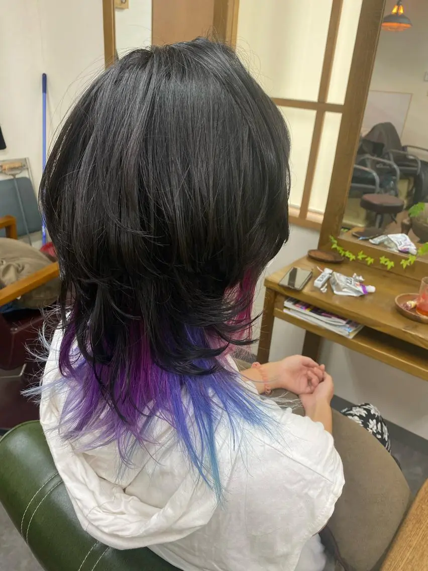 ショート ハイレイヤー レイヤーカット ウルフカット ウルフレイヤー カット 永沼 真依のヘアスタイル