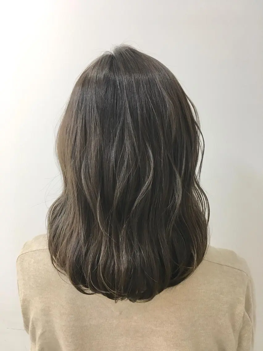 ミディアム カラー グレージュ ヘアカラー トリートメント ヘアセット yoshi ☆のヘアスタイル