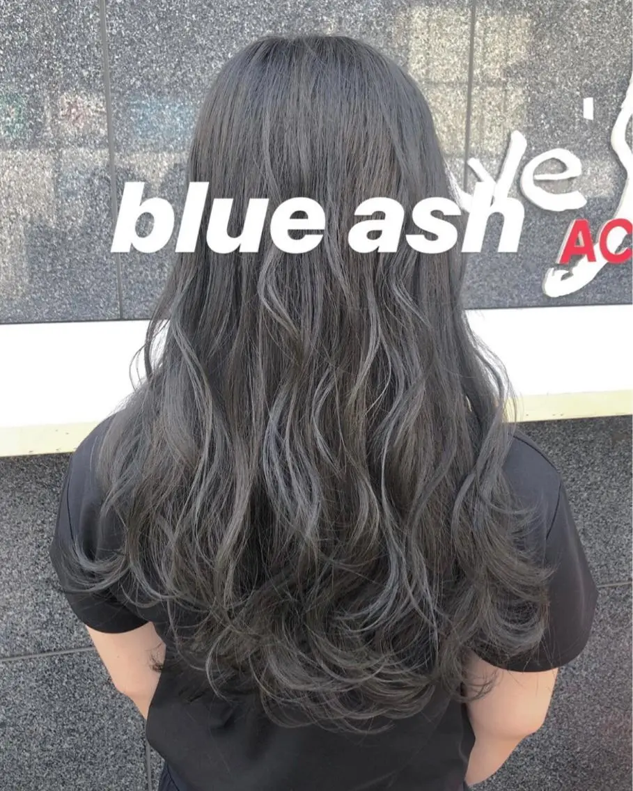 ロング カラー ヘアカラー ヘアセット 韓国/インナーカラー 🍑YUI🍑のヘアスタイル