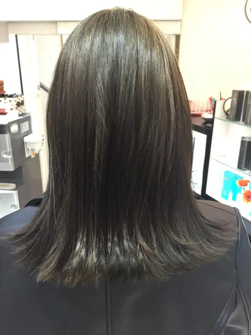 カラー イルミナカラー 💜ツヤヘアケア🩷 サトウシュンスケのヘアスタイル