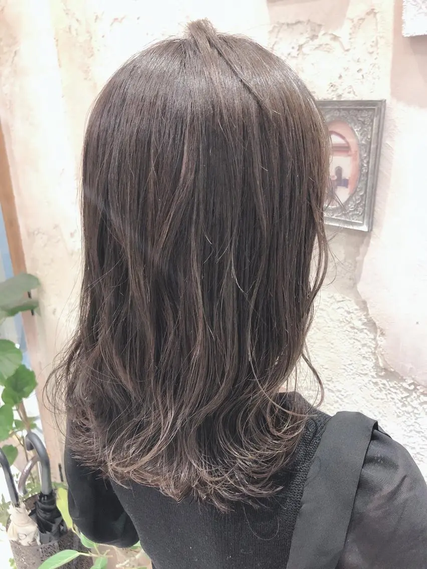 ミディアム 似合わせカット カット ヘアカラー トリートメント 代表山口ひな 髪質改善のプロのヘアスタイル