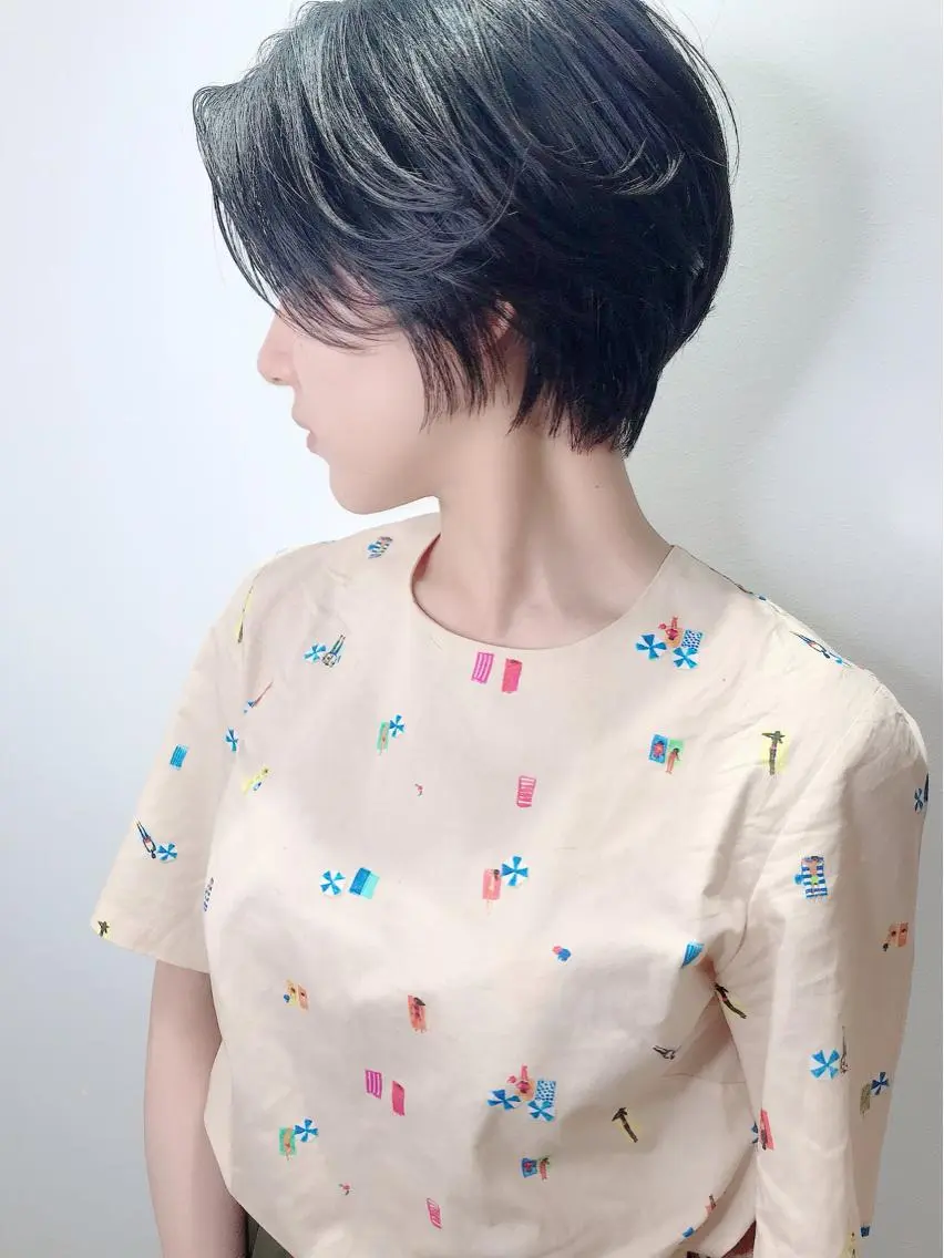 ショート シンプル+αな デザインを 松崎陸のヘアスタイル