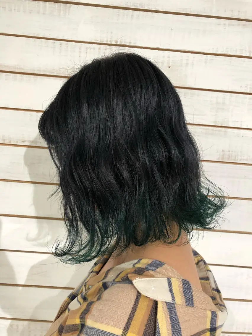 ミディアム カラー ブルーカラー ネイビーカラー ヘアカラー 🧡艶髪/エクステ 🫧🧡YUKI❄️のヘアスタイル