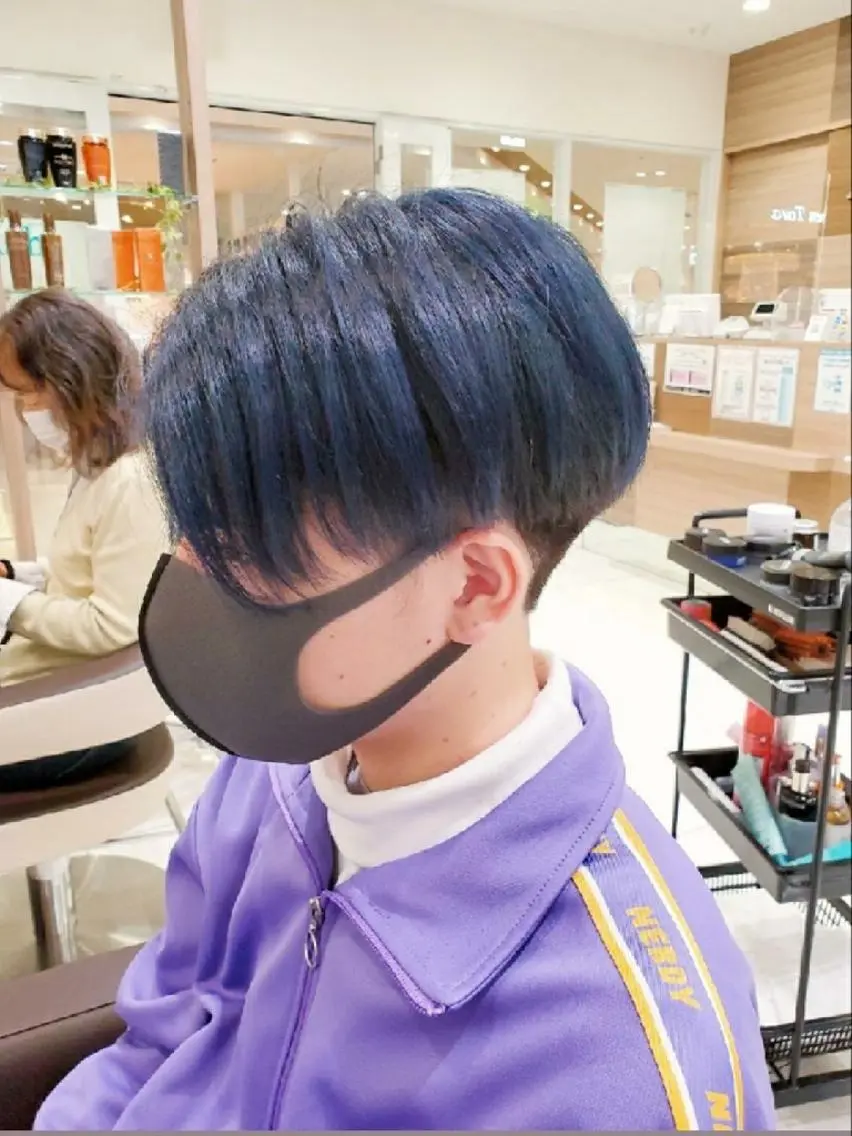 カラー ショート ブリーチ ブルーカラー イルミナカラー ネイビーカラー カラー特化🔥中村 和貴＜Ash津田沼＞のヘアスタイル