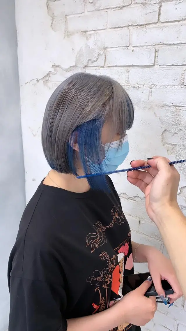ショート 派手髪支持率No1 Eisukeのヘアスタイル